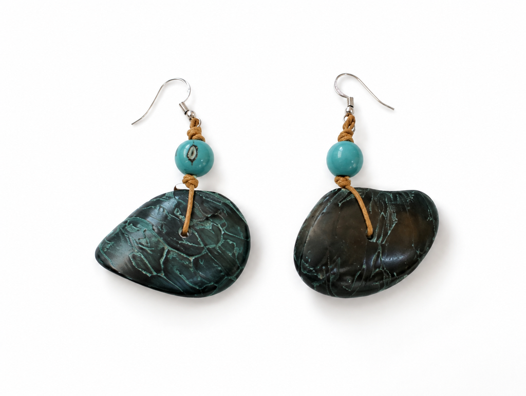 Conjunto de Collar y Pendientes de Tagua con Asaí – Verde Turquesa