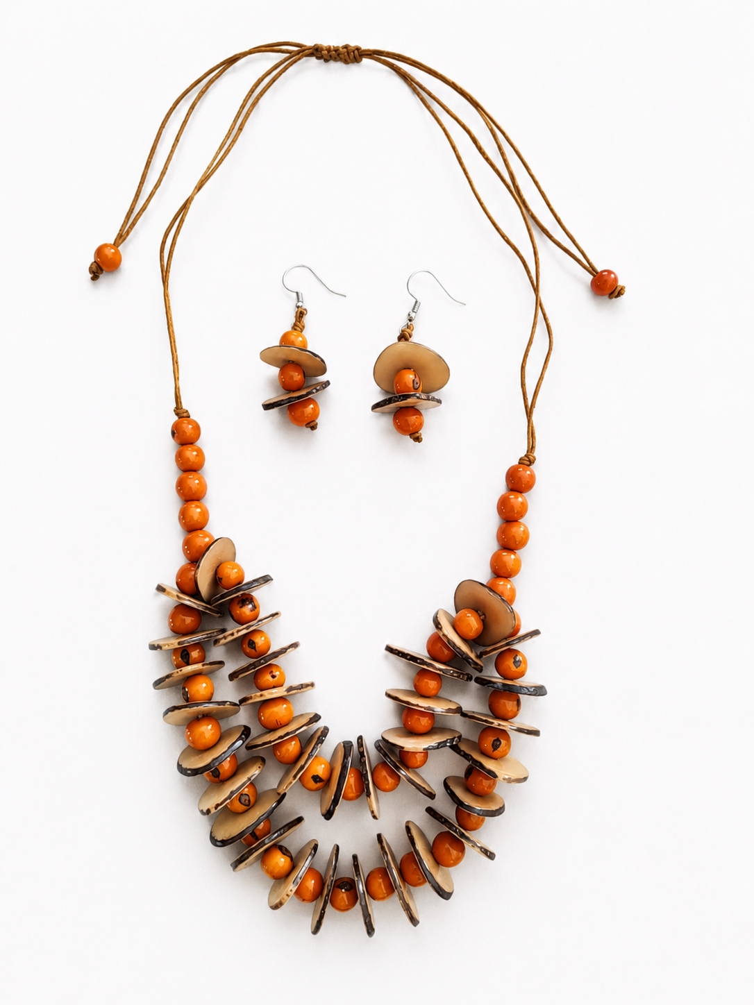 Conjunto Collar Cascada y Pendientes de Tagua y Asaí