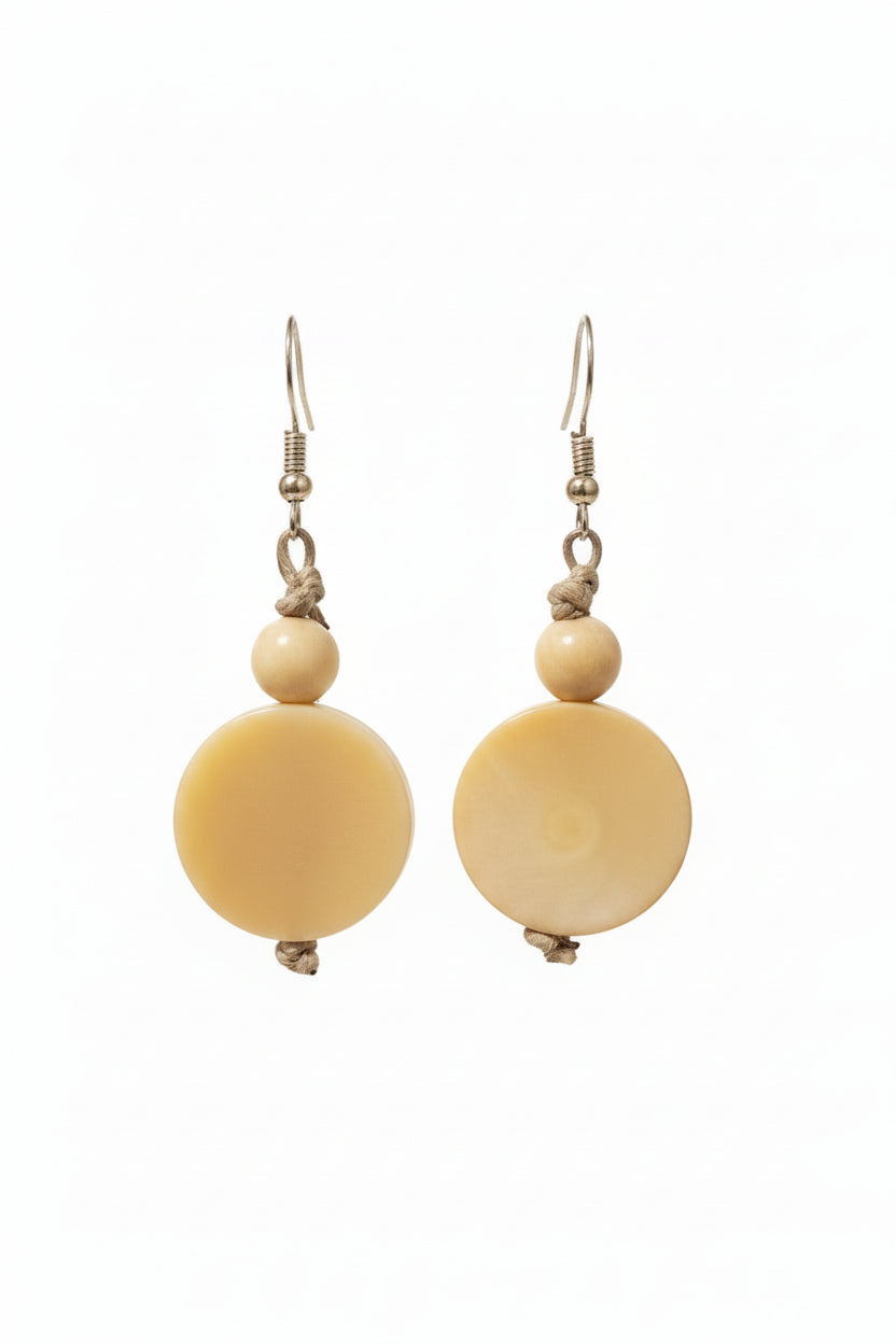 Pendientes redondos de tagua – Marfil vegetal artesanal