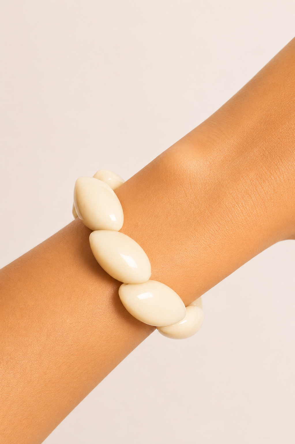 Pulsera de Tagua Artesanal – Diseño Ovalado