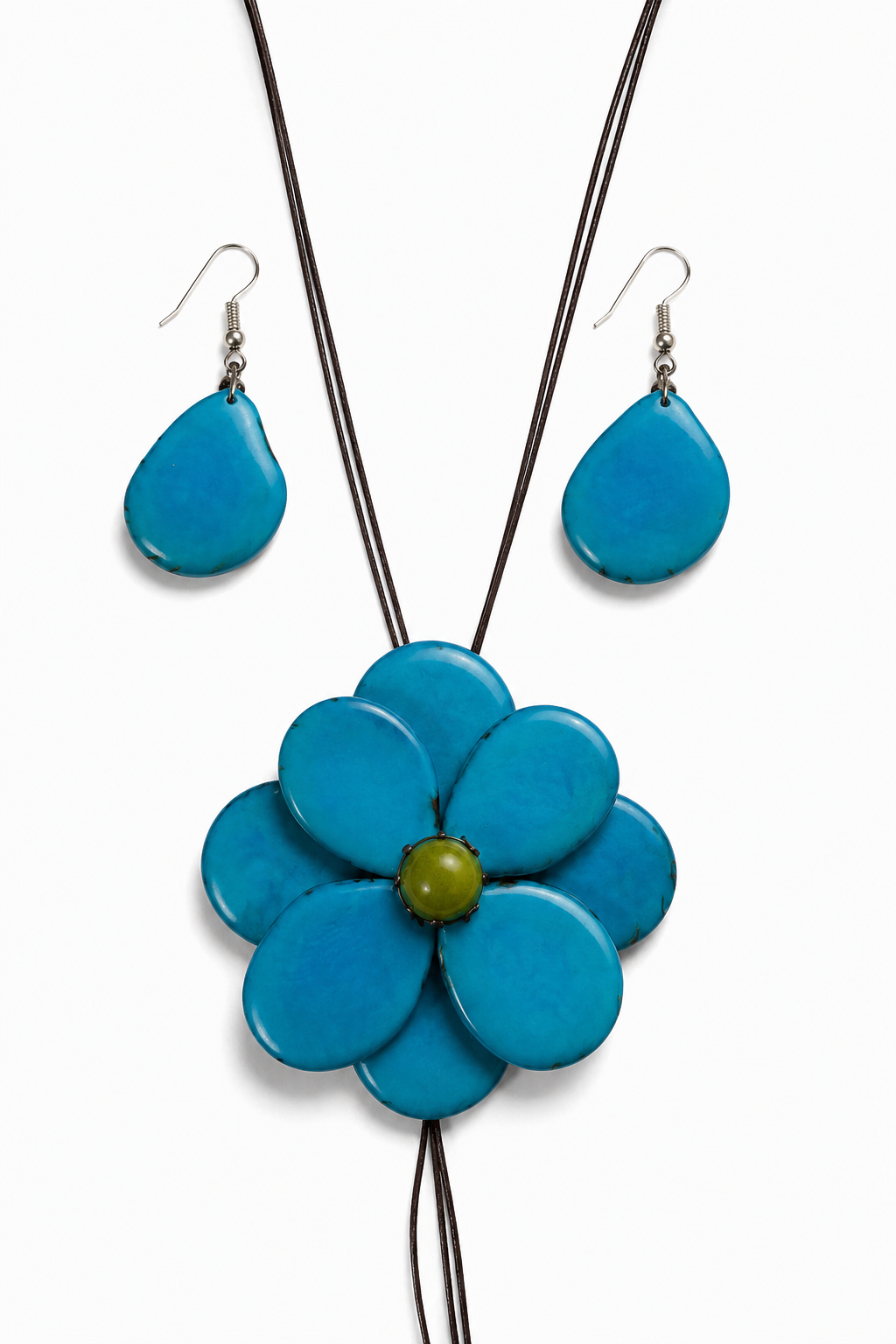 Conjunto Collar Flor y Pendientes de Tagua Artesanal