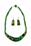 Conjunto de Collar y Pendientes de Tagua con Asaí – Verde